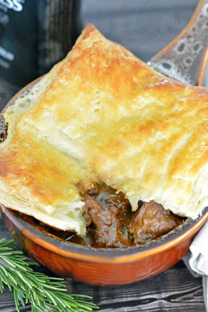 Hearty And Tender Steak And Ale Pie 