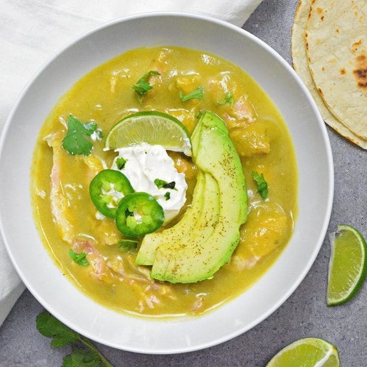 Easy Mexican Chili Verde (Chicken or Pork) - Foodie and Wine