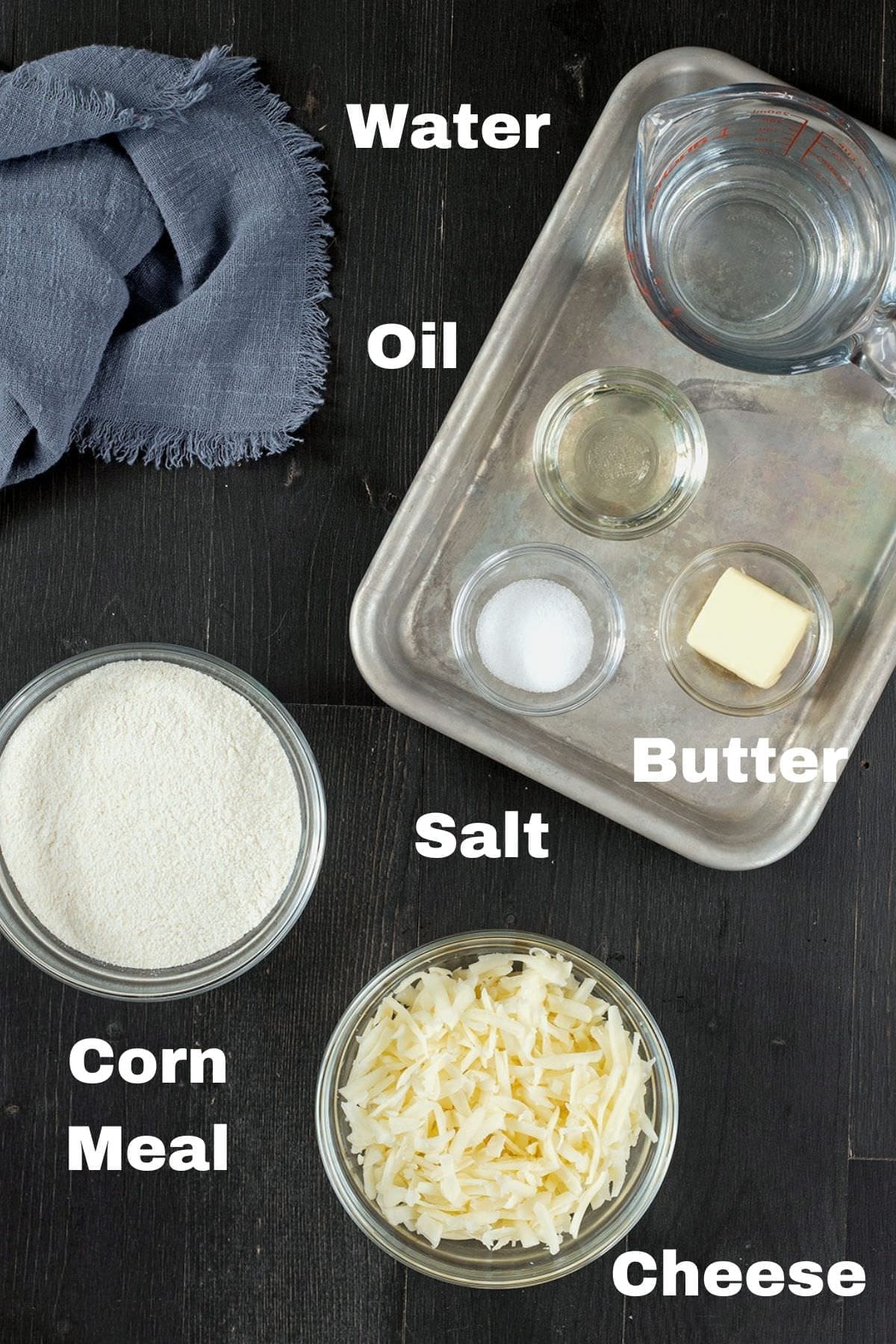 ingredients to make arepa con queso.