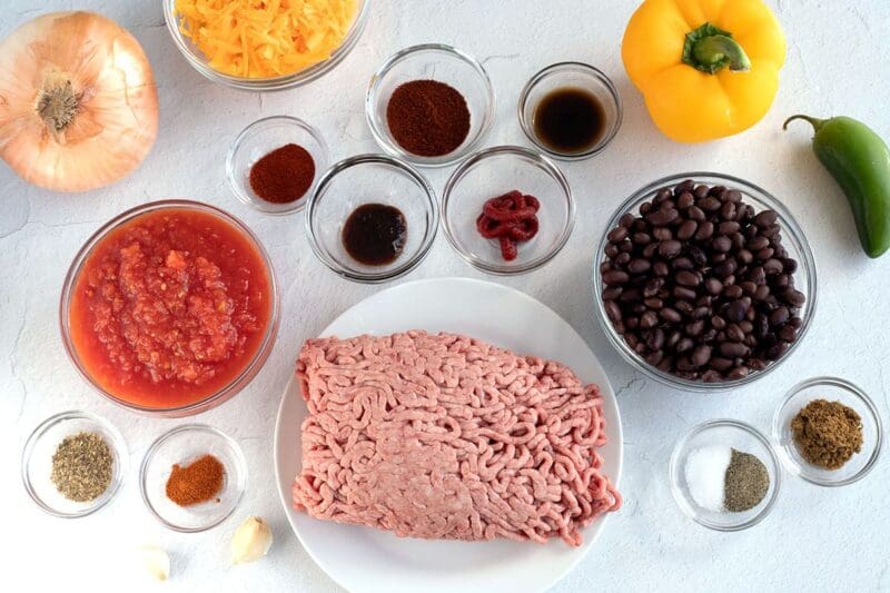 Ingredients to make cowboy cornbread chili.