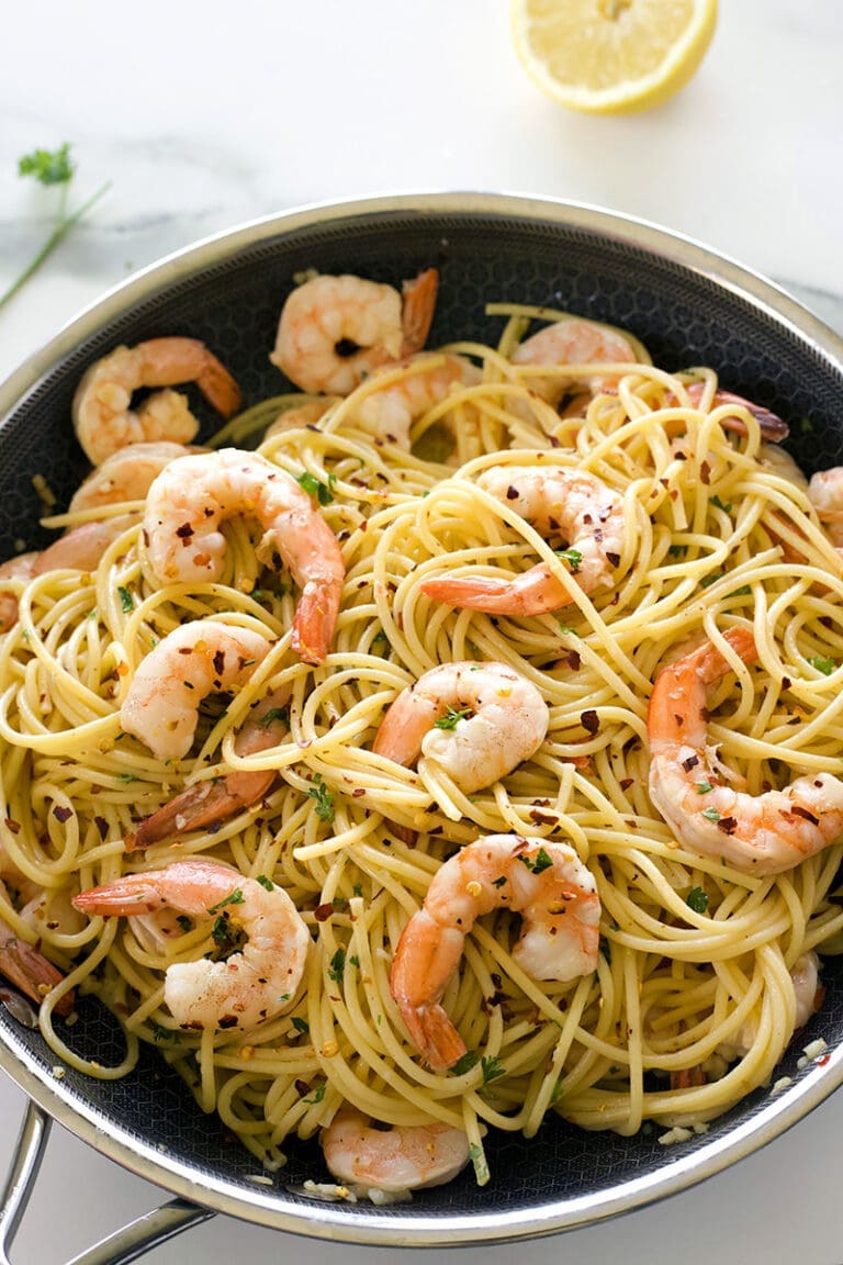 Lemon Garlic Shrimp Pasta - Foodie and Wine