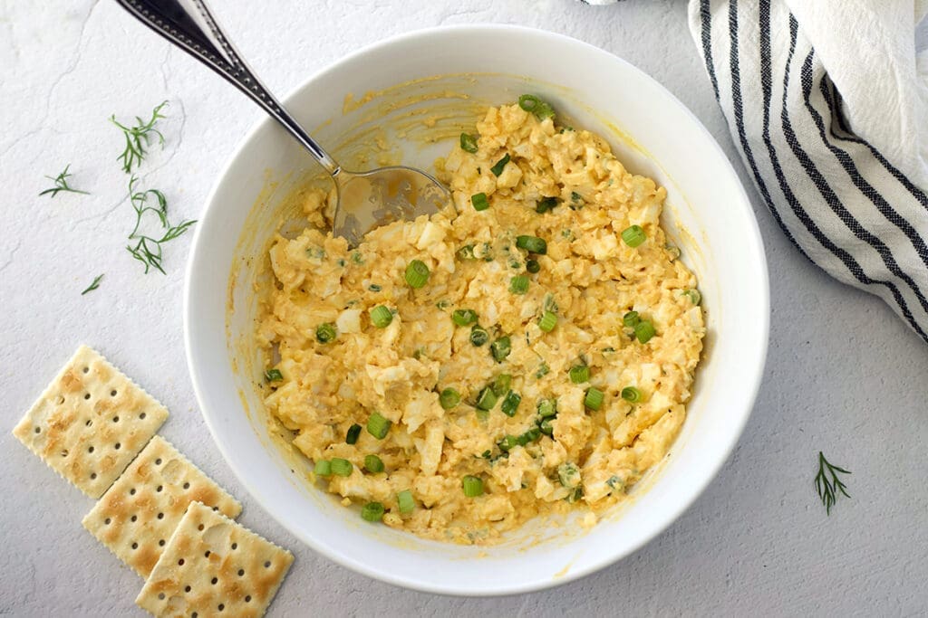 Bowl of southern egg salad and crackers.